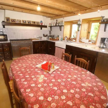 Lovely Holiday With In Fresse-sur-moselle With Barbecue * Saint-Maurice-sur-Moselle