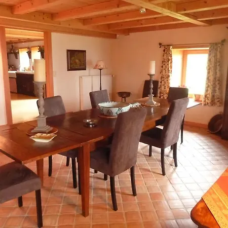 Lovely Holiday With In Fresse-sur-moselle With Barbecue Ferienhaus Saint-Maurice-sur-Moselle